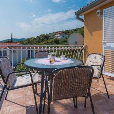 Apartment Petra Raslina Ngoại thất bức ảnh