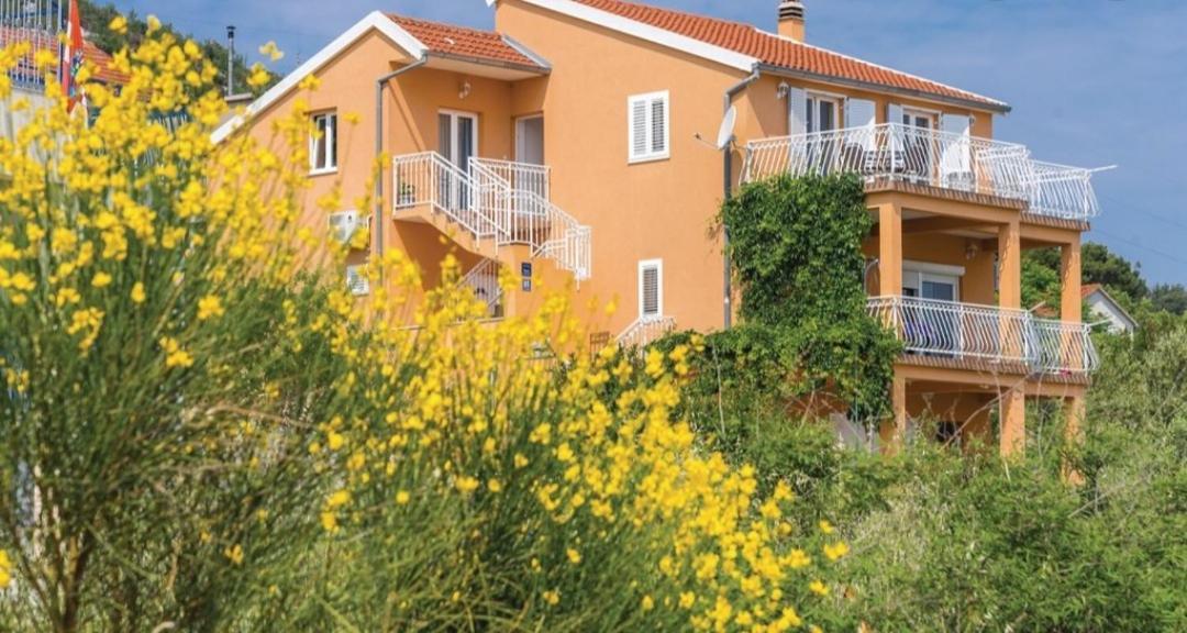 Apartment Petra Raslina Ngoại thất bức ảnh