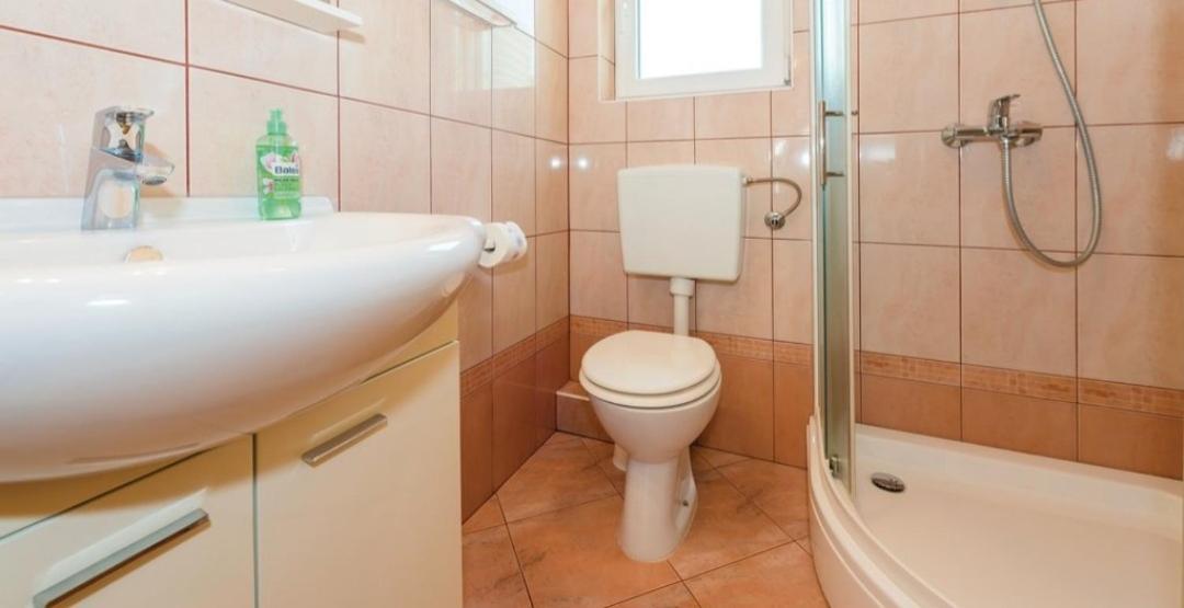 Apartment Petra Raslina Ngoại thất bức ảnh